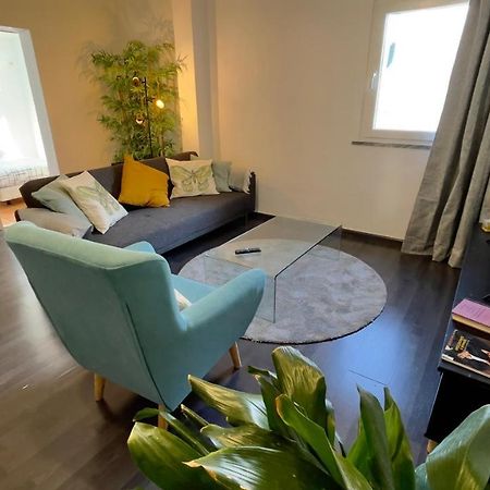 Apartamento T2 Com Terraco Grande Leilighet Quarteira Eksteriør bilde